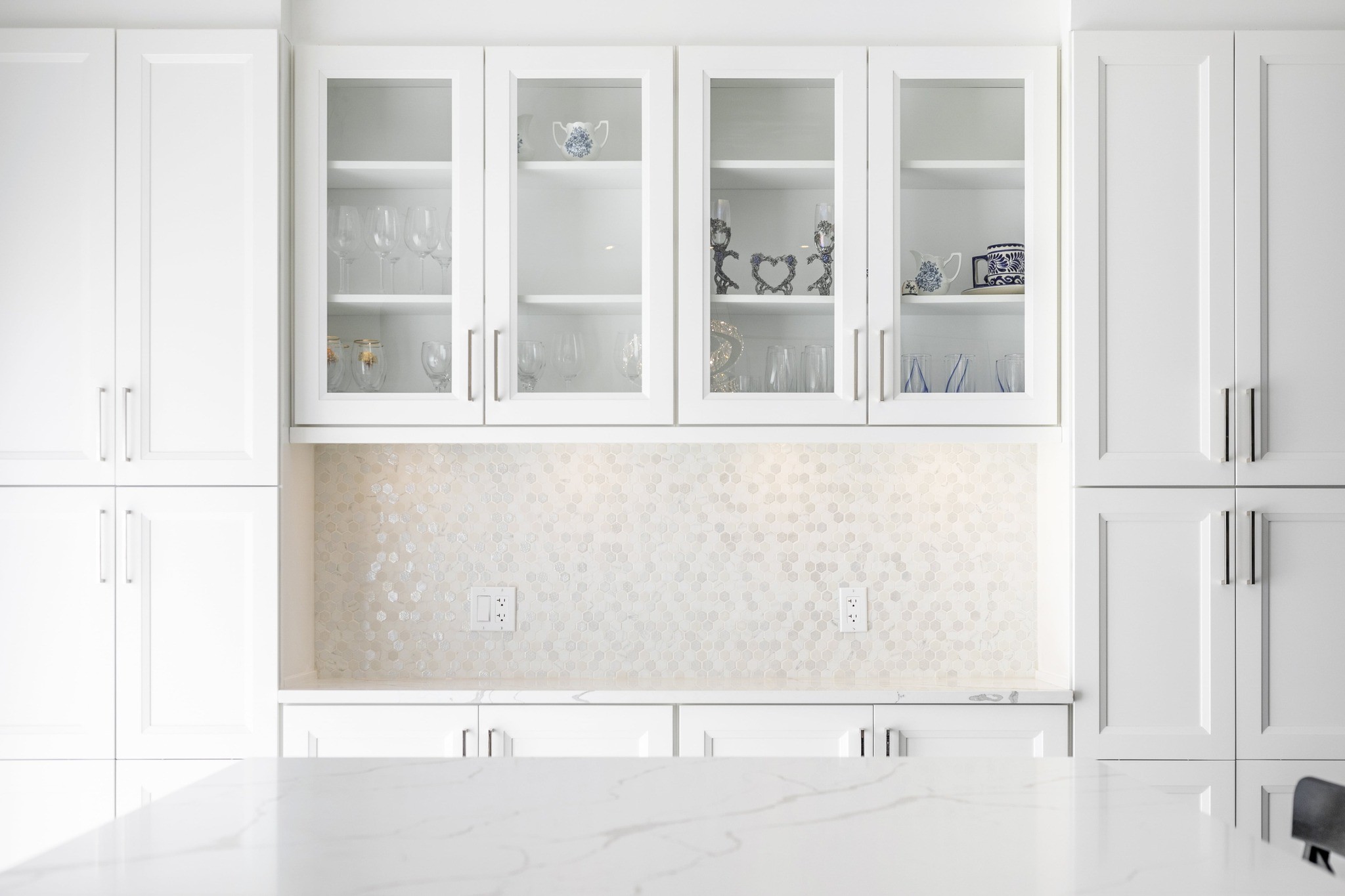 802 Cabinetry glass-front cabinet display