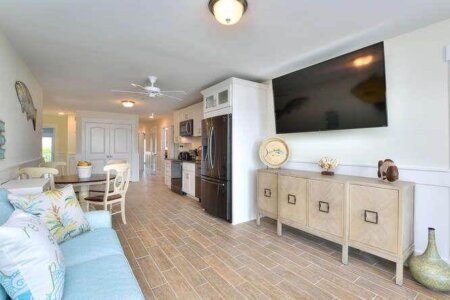 Kitchen Cabinet Gallery photo 16